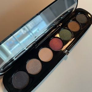 Marc Jacobs Style Eye-con “Vamp” eyeshadow